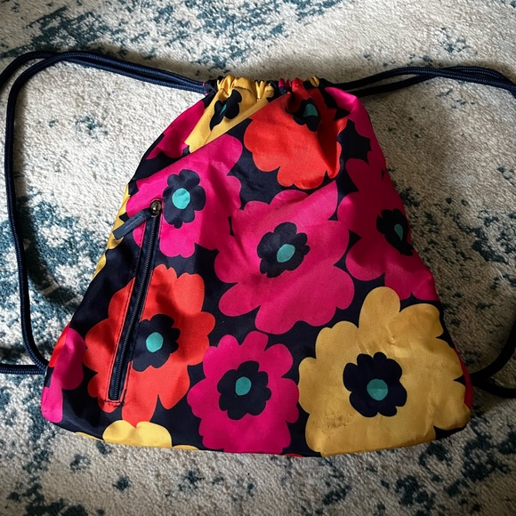 flower cinche bag - Picture 2 of 3